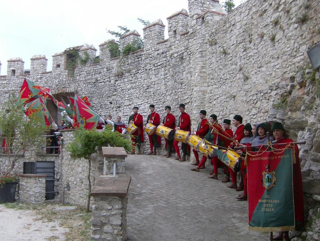 Nerola Castello Orsini Hotel מראה חיצוני תמונה