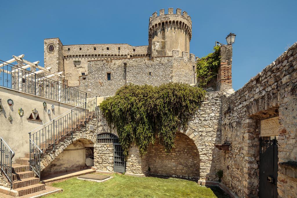 Nerola Castello Orsini Hotel מראה חיצוני תמונה