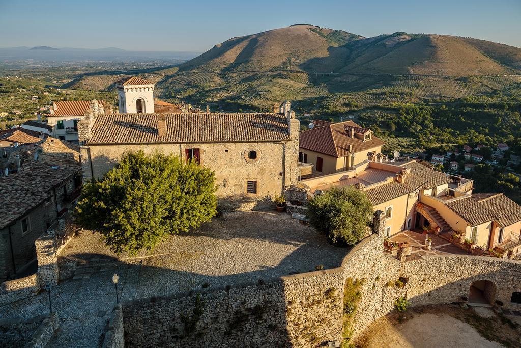 Nerola Castello Orsini Hotel מראה חיצוני תמונה